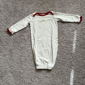 Burt's Bees Baby Gown and Cap, SIZE 0-9 mos